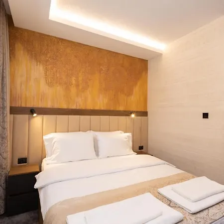 M Star Hotel 4*