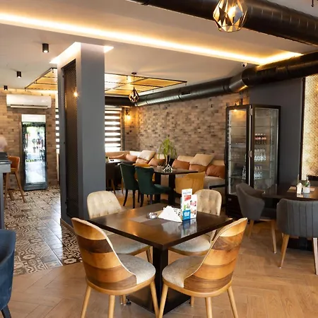 M Star Novi Pazar