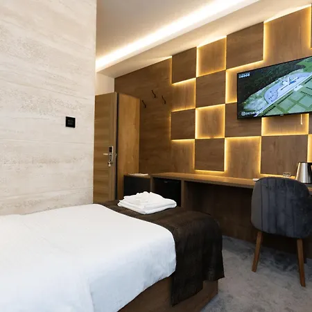 M Star 4* Novi Pazar