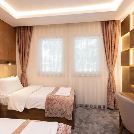 M Star Hotel 4*
